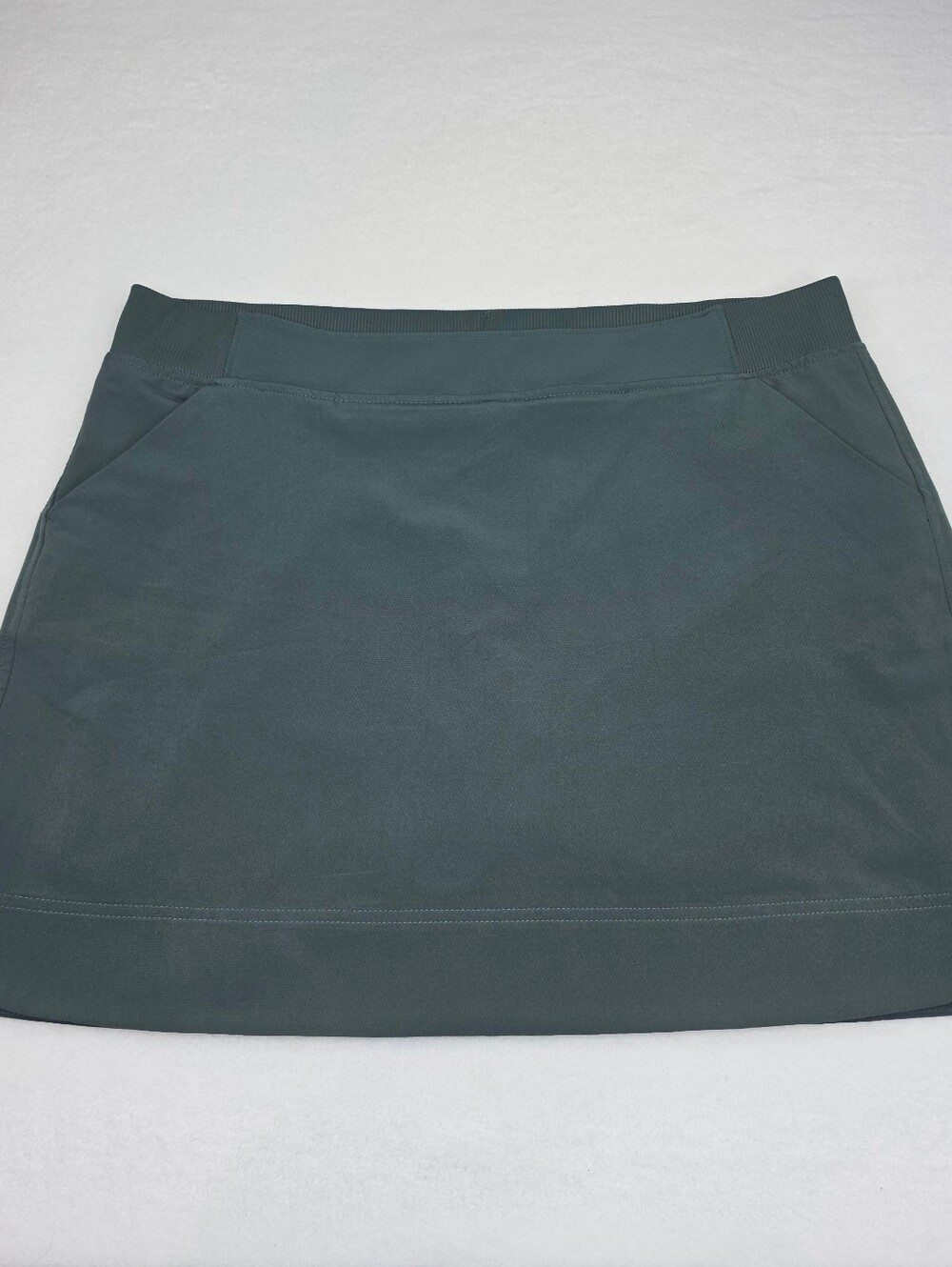 32 Degrees Cool Women's Green Skort Size Large Pockets Active AA-2383